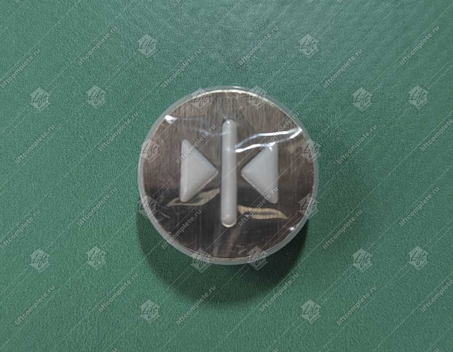 Нажимной элемент кнопки вызова, KONE, символ ЗАКРЫТИЕ ДВЕРЕЙ, выступающий символ